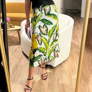 Farm Rio tropical midi skirt!!!  Only worn once!!  It’s in great condition.